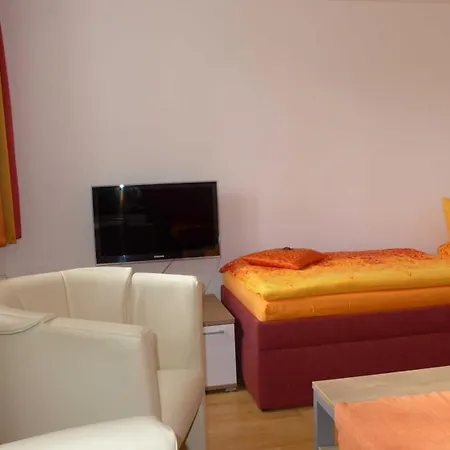 Ferienwohnung Winfried Schaffer Neubrandenburg Exterior foto